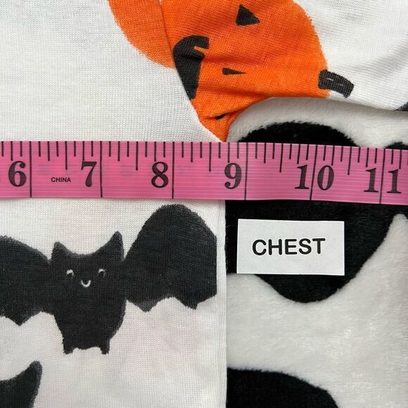 Carter's Halloween PJ Bundle 12 months | 4 (1 NWT) - Picture 2 of 16
